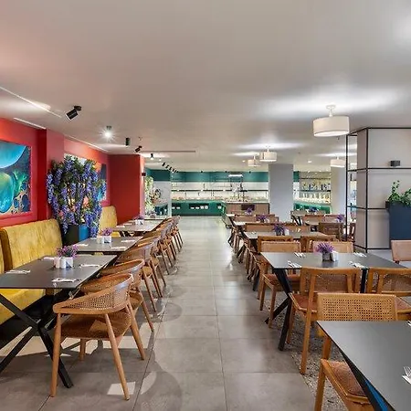 Hotella & Hotel 4*